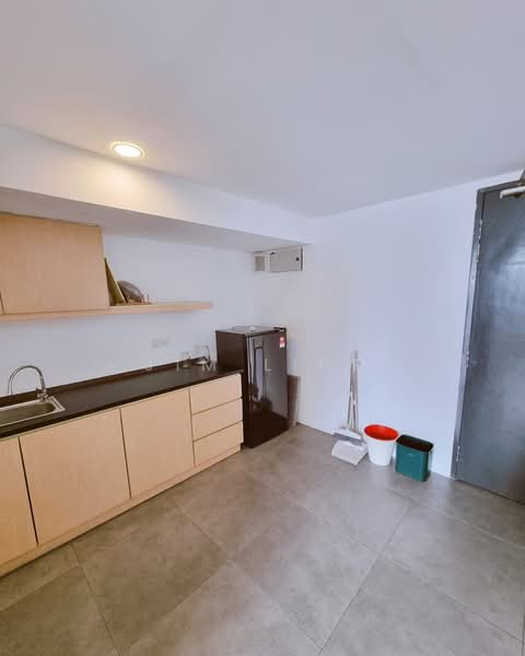 Condominium for Rent at Empire Damansara (Empire SOHO 2) - Jim Ling - Kitchen - PropertyGuru.com.my