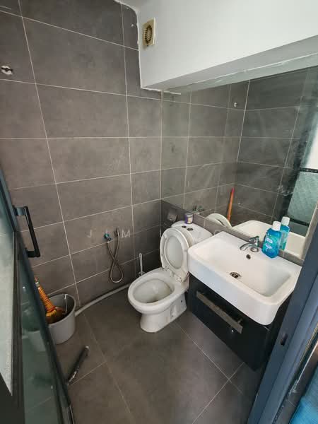 Kondominium untuk Disewa di Empire Damansara (Empire SOHO 2) - Jim Ling - Bathroom - PropertyGuru.com.my
