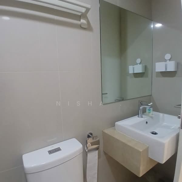 Service Residence for Sale at Southlink - Nisha . - Bathroom - PropertyGuru.com.my