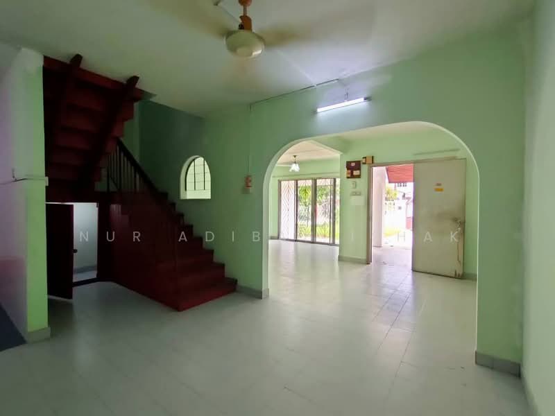 Rumah Teres 2 Tingkat untuk Dijual di SS7 (Petaling Jaya) - Nur Adibah Ishak - PropertyGuru.com.my