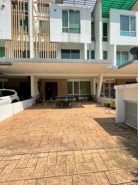 Rumah Teres 2 Tingkat untuk Disewa di Cyberjaya (Selangor) - Aizat Saifulrullah - Exterior - PropertyGuru.com.my