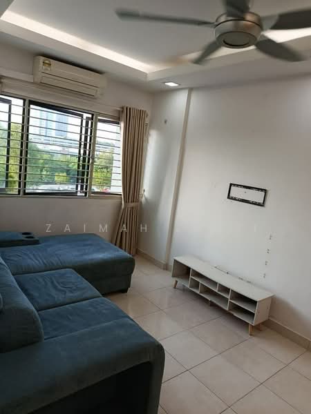 Pangsapuri untuk Disewa di Suria Ixora - Zaimah Zamri - Living Room - PropertyGuru.com.my