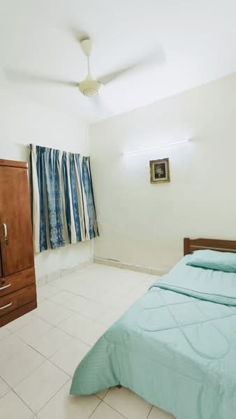 2-storey Terraced House for Rent in Bandar Kinrara (Selangor) - Yanie Yussuf - Bedroom - PropertyGuru.com.my