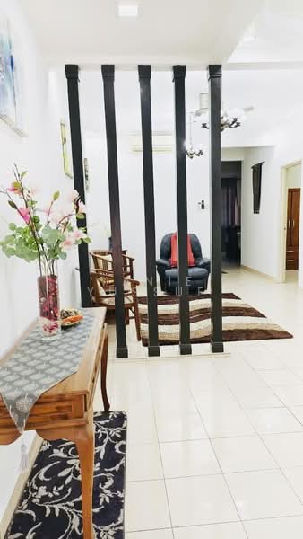 2-storey Terraced House for Rent in Bandar Kinrara (Selangor) - Yanie Yussuf - Living Room - PropertyGuru.com.my