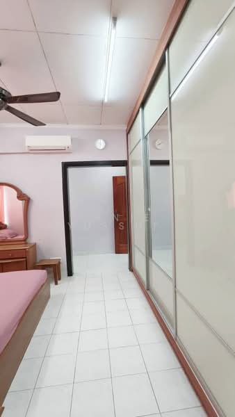 2-storey Terraced House for Rent in Bandar Kinrara (Selangor) - Yanie Yussuf - Bedroom - PropertyGuru.com.my