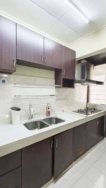 2-storey Terraced House for Rent in Bandar Kinrara (Selangor) - Yanie Yussuf - Kitchen - PropertyGuru.com.my