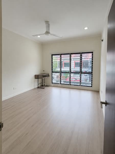 Rumah Teres 2 Tingkat untuk Disewa di Bukit Raja (Selangor) - Fiona Ng - PropertyGuru.com.my