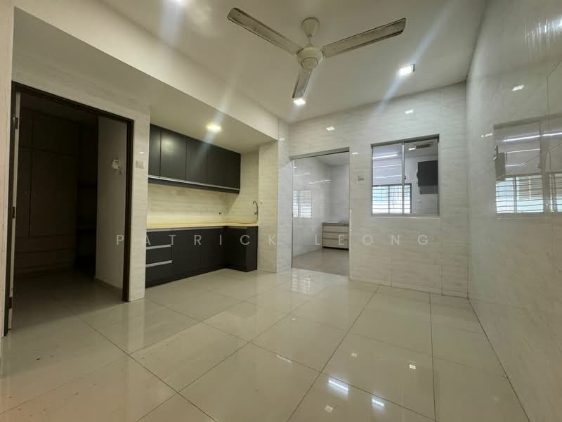 Rumah Teres 2 Tingkat untuk Dijual di Kota Emerald (Rawang) - Patrick Leong - Kitchen - PropertyGuru.com.my