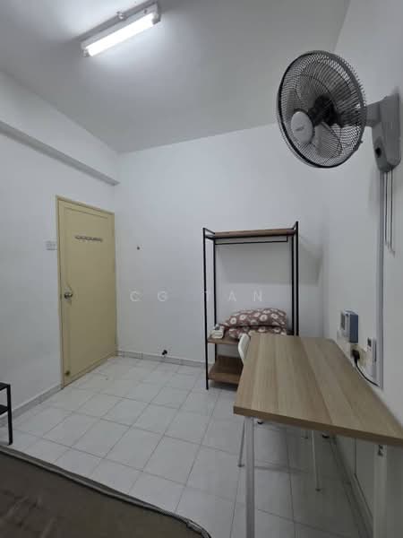 Condominium for Rent at N-Park Condominium - CG Tan - Interior - PropertyGuru.com.my