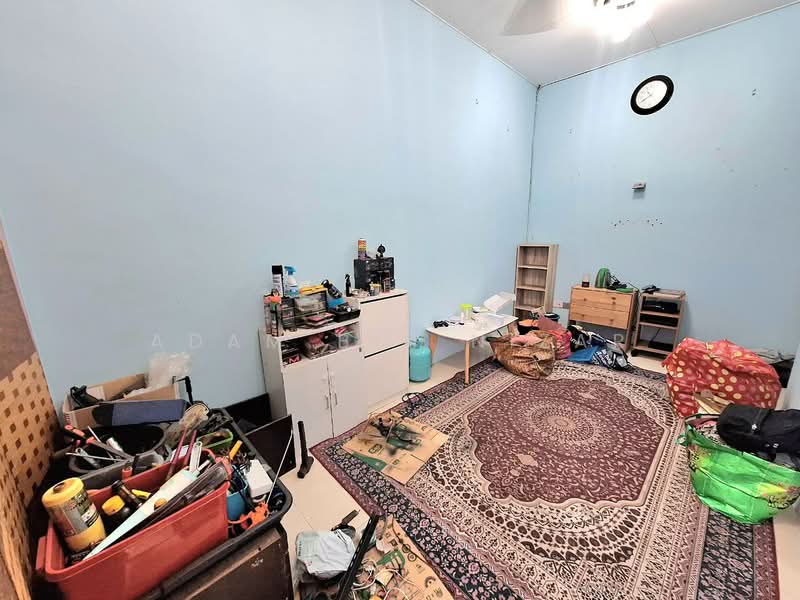 1-storey Terraced House for Sale in Klang (Selangor) - Adam Bin Nizar - PropertyGuru.com.my