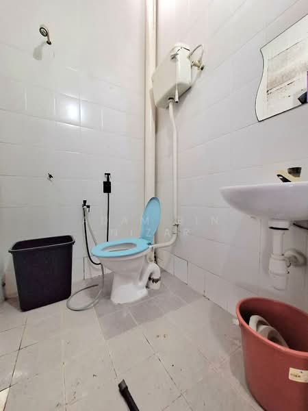 1-storey Terraced House for Sale in Klang (Selangor) - Adam Bin Nizar - PropertyGuru.com.my
