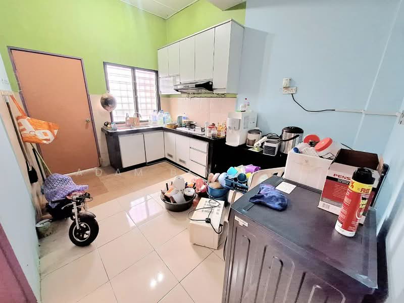 1-storey Terraced House for Sale in Klang (Selangor) - Adam Bin Nizar - PropertyGuru.com.my