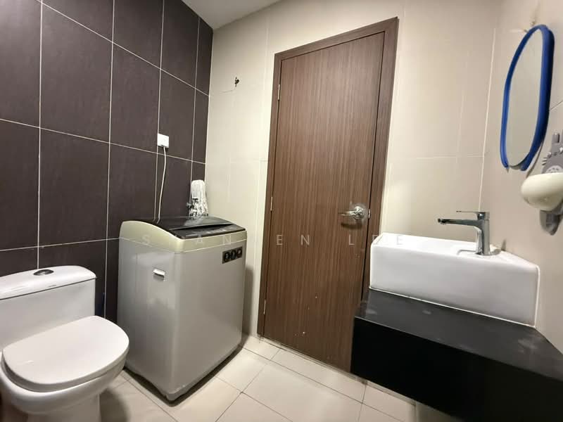 Servis Apartment untuk Disewa di D'Secret Garden (Pangsapuri Kempas Indah) - Shannen Lee - Bathroom - PropertyGuru.com.my
