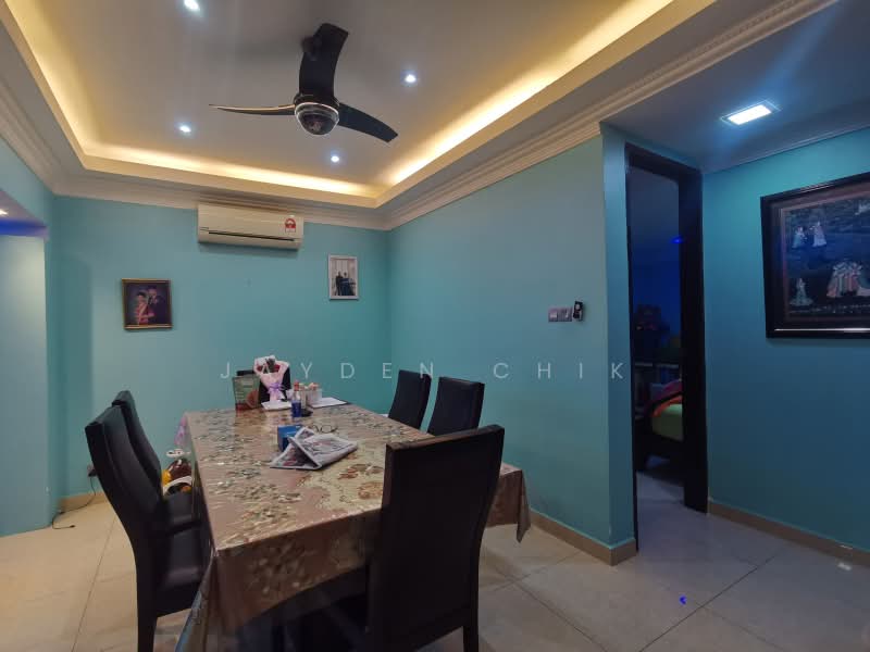 2.5-storey Terraced House for Sale in Taman Desa (Kuala Lumpur) - Jayden Chik - Dining Room - PropertyGuru.com.my