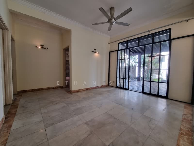 Rumah Berkembar untuk Dijual di Sungai Buloh (Selangor) - Ethan Swe - Living Room - PropertyGuru.com.my