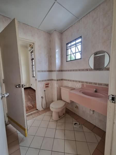 Rumah Berkembar untuk Dijual di Sungai Buloh (Selangor) - Ethan Swe - Bathroom - PropertyGuru.com.my