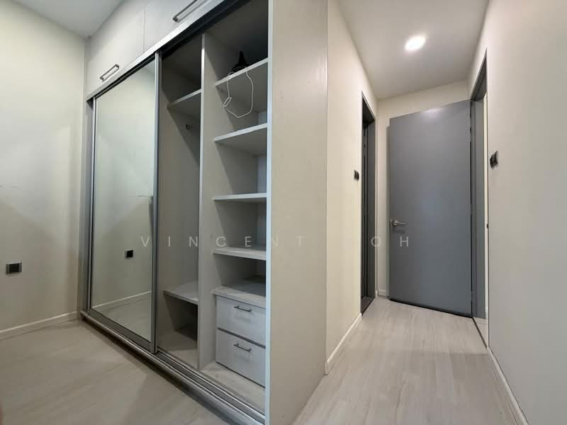 Kediaman Servis untuk Dijual di The Era @ Duta North - Vincent Goh - Corridor - PropertyGuru.com.my