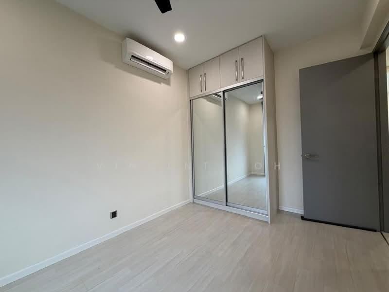 Kediaman Servis untuk Dijual di The Era @ Duta North - Vincent Goh - Bedroom - PropertyGuru.com.my
