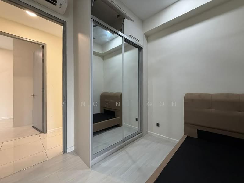 Kediaman Servis untuk Dijual di The Era @ Duta North - Vincent Goh - Bedroom - PropertyGuru.com.my