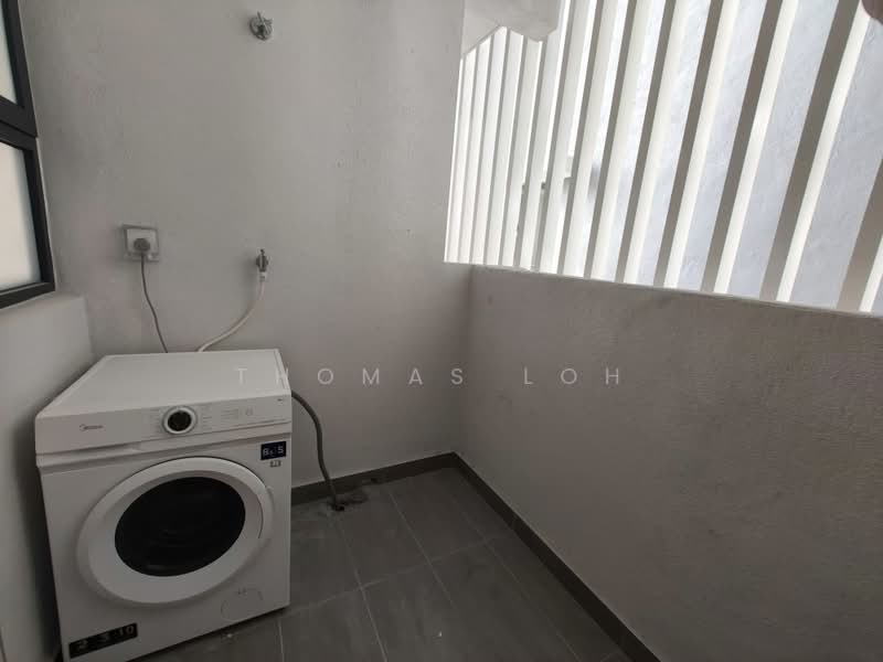 Servis Apartment untuk Disewa di Aurora Subang Jaya - Thomas Loh - Balcony - PropertyGuru.com.my