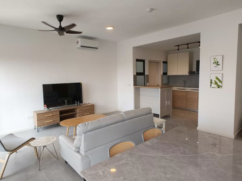 Servis Apartment untuk Disewa di Aurora Subang Jaya - Thomas Loh - Living Room - PropertyGuru.com.my