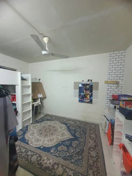 Flat for Sale at Seksyen 2 Wangsa Maju Flat - Norhayati Othman - Bedroom - PropertyGuru.com.my