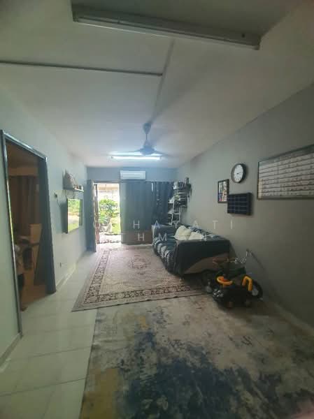Flat for Sale at Seksyen 2 Wangsa Maju Flat - Norhayati Othman - Living Room - PropertyGuru.com.my