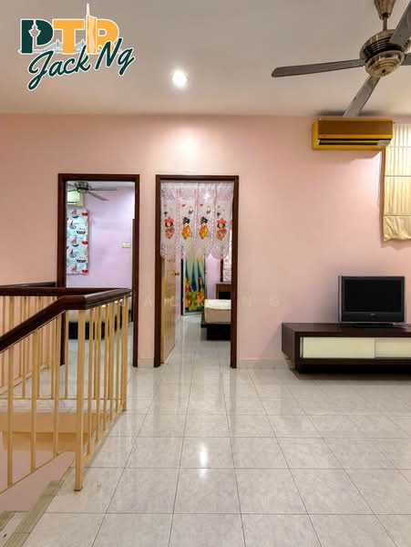 2-storey Terraced House for Sale in Taman Inderawasih (Perai) - Jack Ng - Living Room - PropertyGuru.com.my
