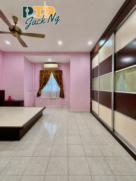 2-storey Terraced House for Sale in Taman Inderawasih (Perai) - Jack Ng - Bedroom - PropertyGuru.com.my
