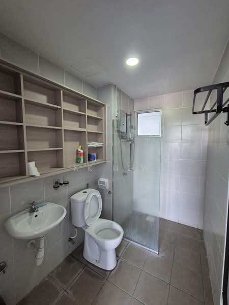 Pangsapuri untuk Disewa di Karisma @ Eco Majestic - KK HEW - Bathroom - PropertyGuru.com.my