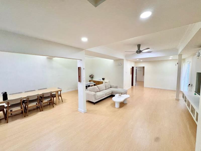 Rumah Teres 2 Tingkat untuk Dijual di Taman Pelangi (Johor Bahru) - Ivy Low - Living Room - PropertyGuru.com.my