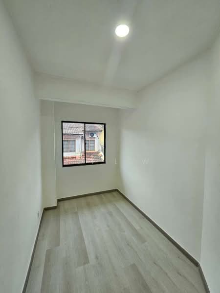2-storey Terraced House for Sale in Bandar Seri Alam (Masai) - Ivy Low - Interior - PropertyGuru.com.my
