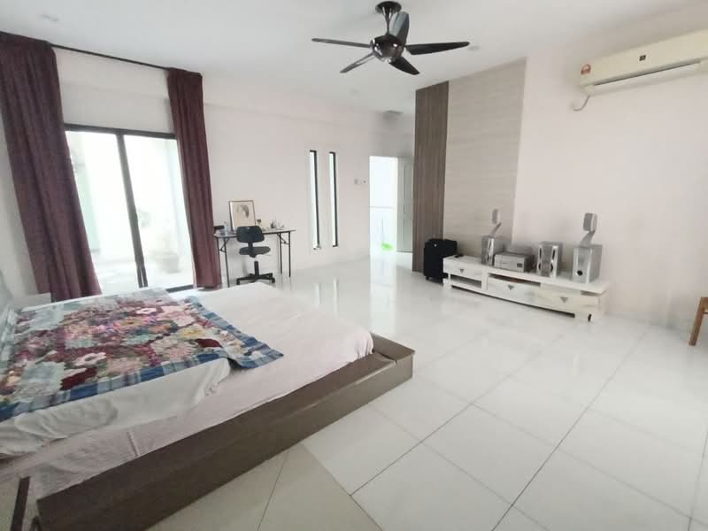 Rumah Teres 2 Tingkat untuk Dijual di Taman Laguna (Johor Bahru) - Ken Chai - PropertyGuru.com.my