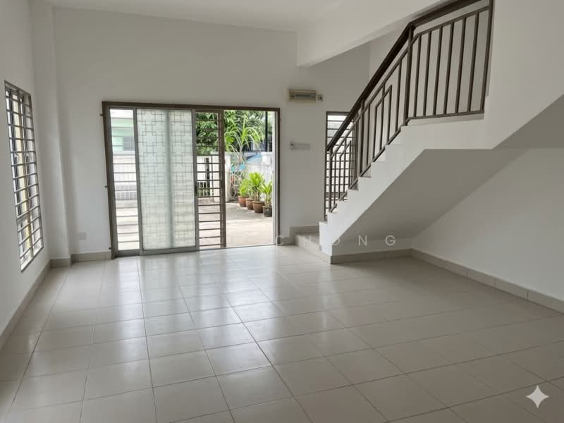 2-storey Terraced House for Sale in Setia Ecohill (Semenyih) - Kent Chong - Living Room - PropertyGuru.com.my
