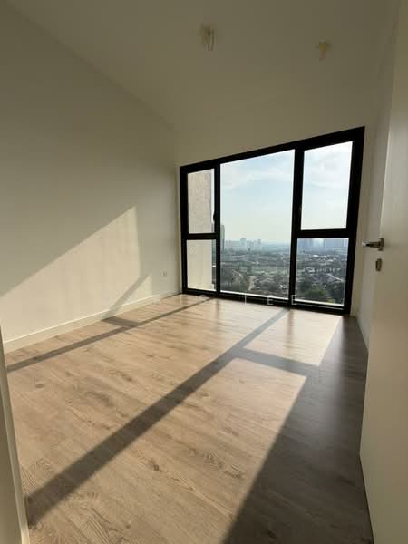 Service Residence for Rent at Jendela Residences - Chris Lee - View - PropertyGuru.com.my