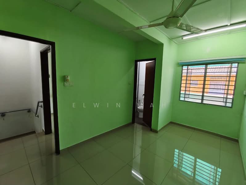 Rumah Teres 2 Tingkat untuk Dijual di Bukit Sentosa (Rawang) - Elwin Mah - Interior - PropertyGuru.com.my