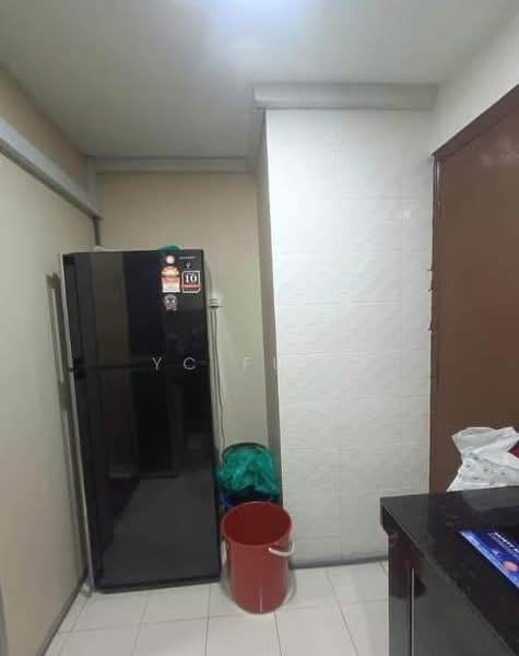 Apartment for Rent at Villa Krystal @ Bandar Selesa Jaya - YC Fung - Kitchen - PropertyGuru.com.my