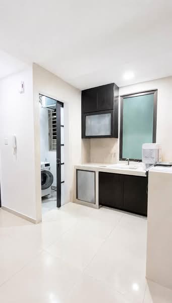Servis Apartment untuk Dijual di Wave @ Marina Cove - YC Fung - Kitchen - PropertyGuru.com.my