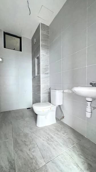 Kondominium untuk Dijual di KSL Residence 2 @ Kangkar Tebrau - YC Fung - Bathroom - PropertyGuru.com.my