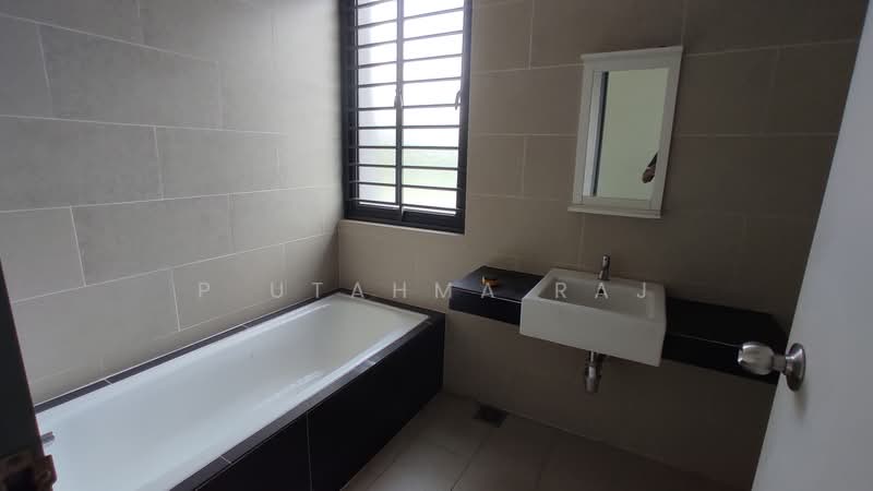 2-storey Terraced House for Sale in Alam Impian (Shah Alam) - P Utahma Raj - PropertyGuru.com.my