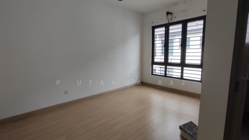 2-storey Terraced House for Sale in Alam Impian (Shah Alam) - P Utahma Raj - PropertyGuru.com.my