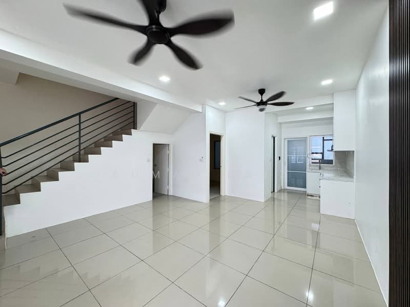 2-storey Terraced House for Rent in Cybersouth (Dengkil) - Ahmad Faiz - Living Room - PropertyGuru.com.my