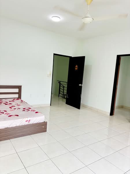 3-storey Terraced House for Rent in Kajang (Selangor) - Eiffel Lai - Bedroom - PropertyGuru.com.my