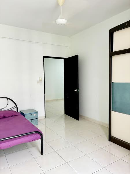 3-storey Terraced House for Rent in Kajang (Selangor) - Eiffel Lai - Bedroom - PropertyGuru.com.my