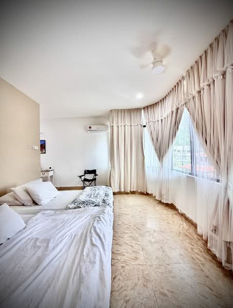 Rumah Teres 3 Tingkat untuk Dijual di Batu Ferringhi (Penang) - Cheryl Chng - Bedroom - PropertyGuru.com.my