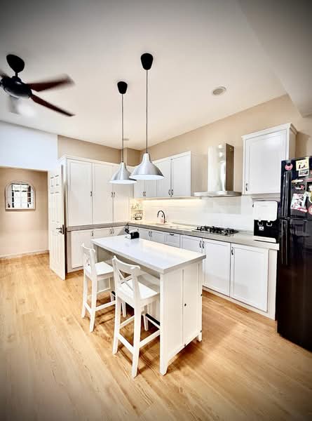 Rumah Teres 3 Tingkat untuk Dijual di Batu Ferringhi (Penang) - Cheryl Chng - Kitchen - PropertyGuru.com.my