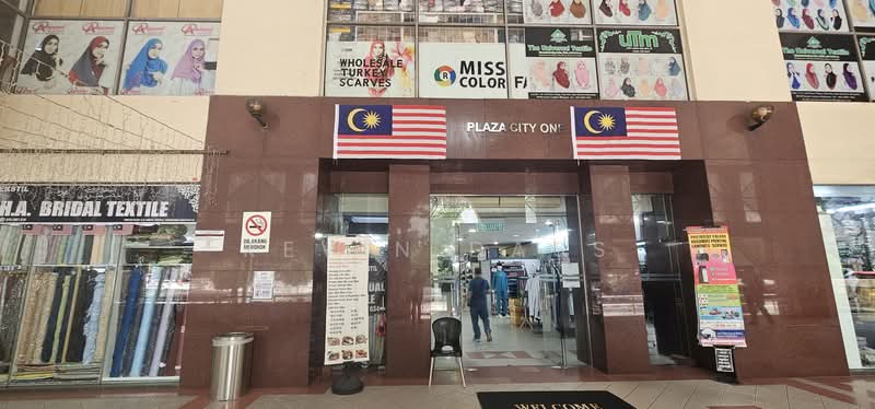 Rumah Niaga untuk Dijual di KL City Centre (Kuala Lumpur) - Kevin Dass - Entrance - PropertyGuru.com.my