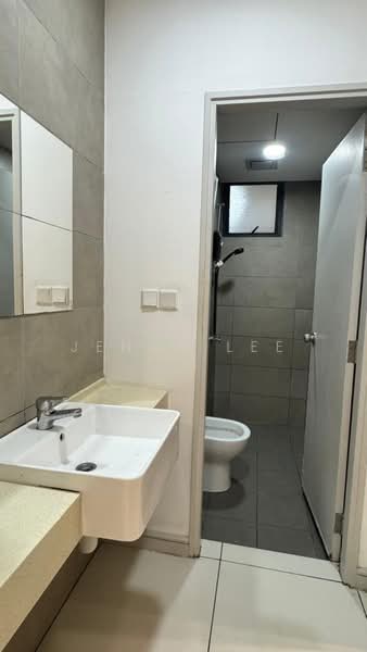 Condominium for Sale at Riana South - Jenny Lee - Bathroom - PropertyGuru.com.my