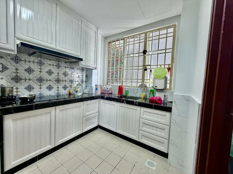 Condominium for Sale at Villa Wangsamas - Saiful Bahri Abdul Manan - Kitchen - PropertyGuru.com.my