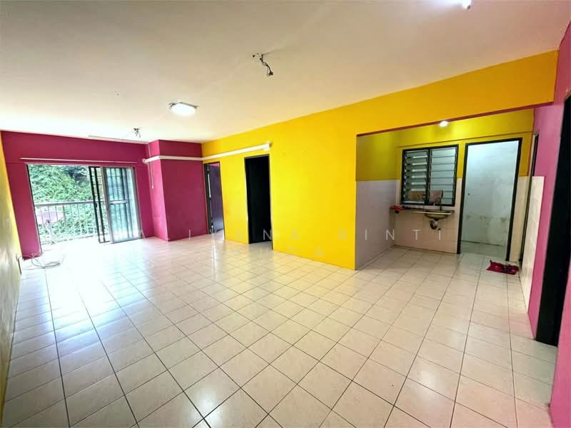 Apartment for Sale at Lakeview Apartments - Faliyana binti Muda - PropertyGuru.com.my
